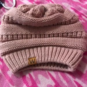 Wrapables pink beanie